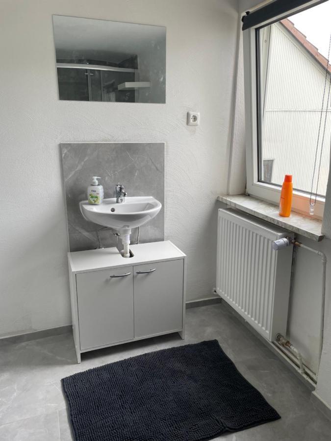 Ferienwohnung Monteurwohnungen Kassel Zentral Lll Buitenkant foto